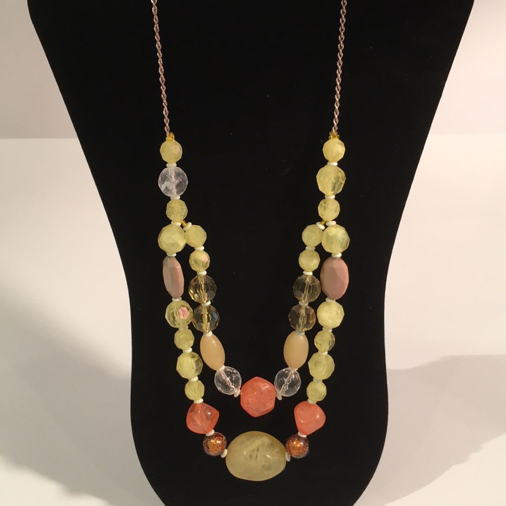 Beaded chain necklace